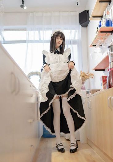 《年轻的女仆》在线观看_高清完整版高清视频观看