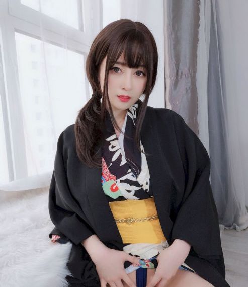 年轻的小姨子4_720超清免费观看