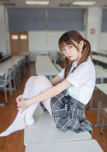 法国女教师的理伦片_BD电视剧在线观看