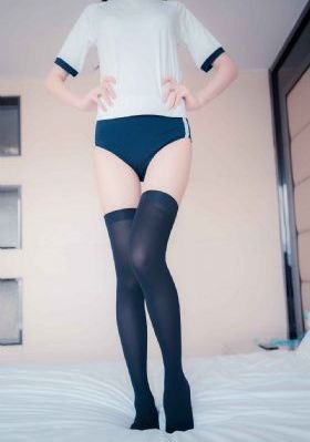 年轻性感的母亲_高清日本电影免费