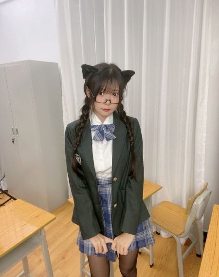 18嫩草_BD国语手机在线看