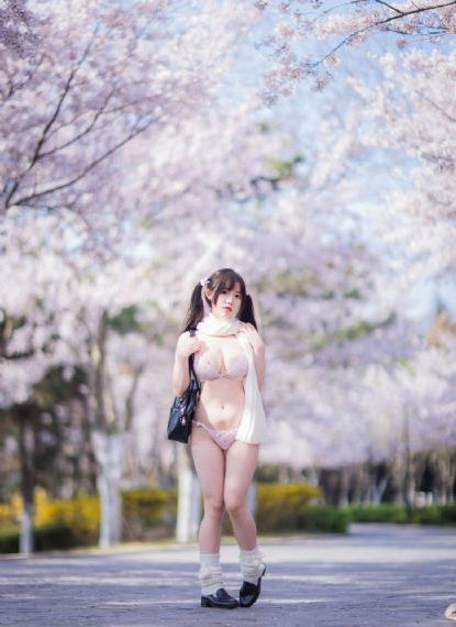 太猛了cao我轻点好爽_蓝光手机免费观看完整