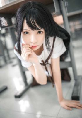 迫降航班电影在线观看免费完整版_高清完整版BD